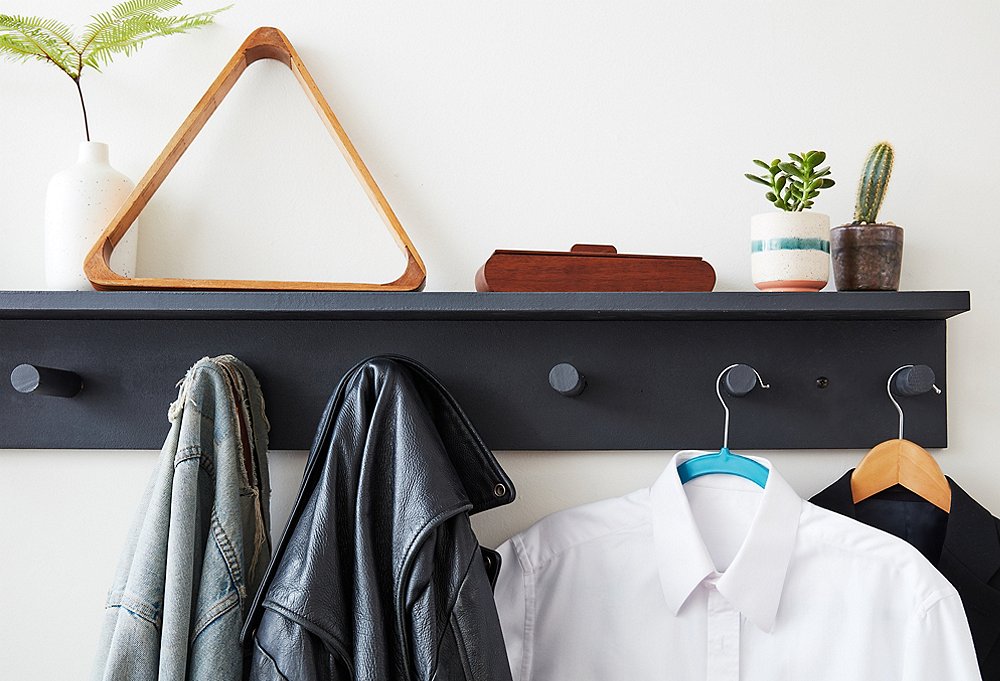 A DIY Shaker peg rail for the mudroom - NewlyWoodwards