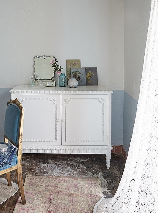 Vintage Shopping With Shabby Chic Founder Rachel Ashwell