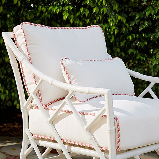 White upholstery can work outdoors—as long as it’s fashioned of weather-resistant fabric such as Outdura.
