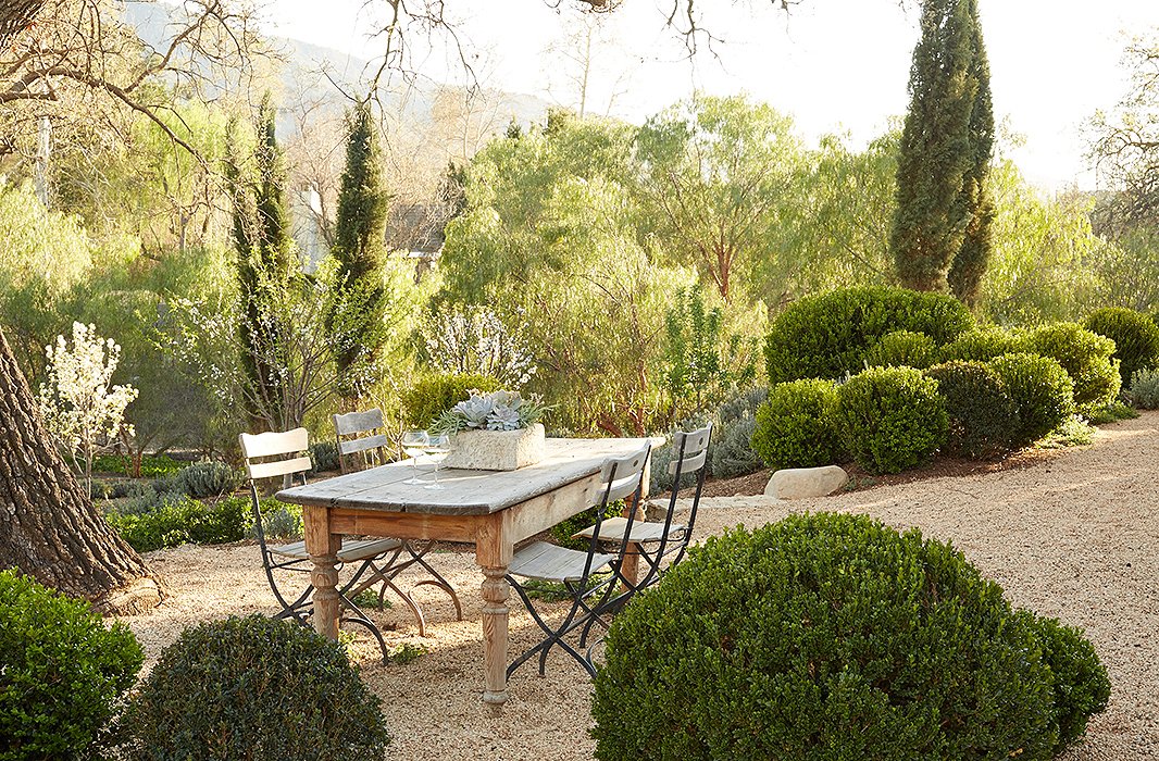 The Best Decorating Ideas for Your Outdoor Dining Space