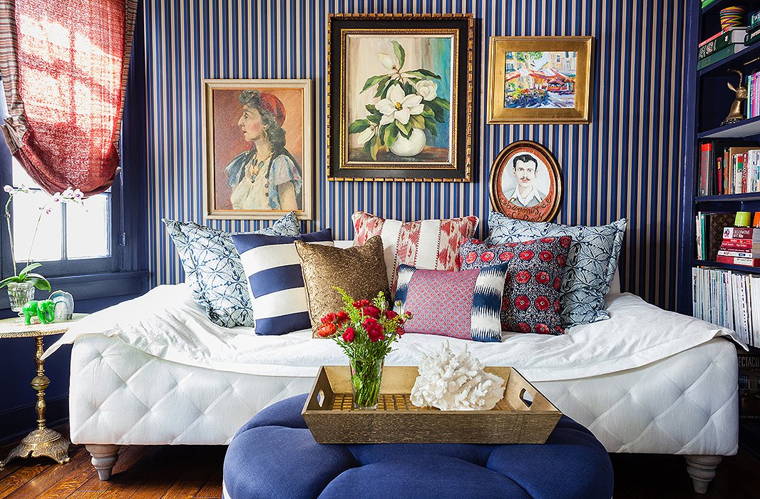 14 Beautiful Decorating  Ideas  for Blue  and White 