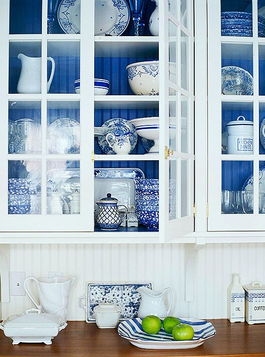 14 Beautiful Decorating Ideas For Blue And White