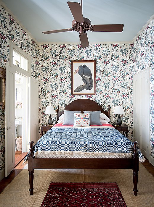 Thomas has had the quilt topping the Creole-style bed (designed by Harrison Higgins after an antique owned by Peter Patout) for ages. “It was in my room when I was 12,” he reveals. After reading a book on the history of the White House, the future designer painted his room red to resemble the Lincoln Bedroom and topped off his bed with this very quilt.
