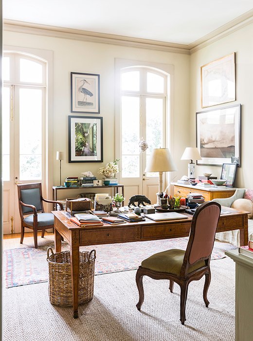Tour the New Orleans Apartment of Author Julia Reed
