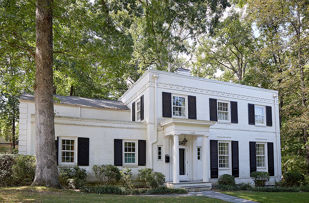 John and Jason are only the third owners of the Regency Revival home, which was built in the 1930s. “There’s very much an English sensibility to the house,” says Jason.
