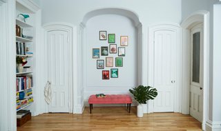 hanging art frames