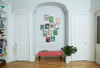 best way to hang small picture frames