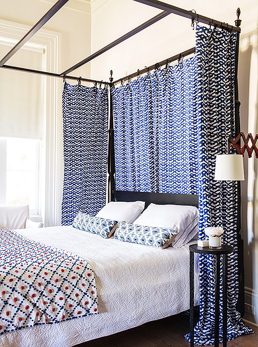 Your Essential Guide To The Canopy Bed