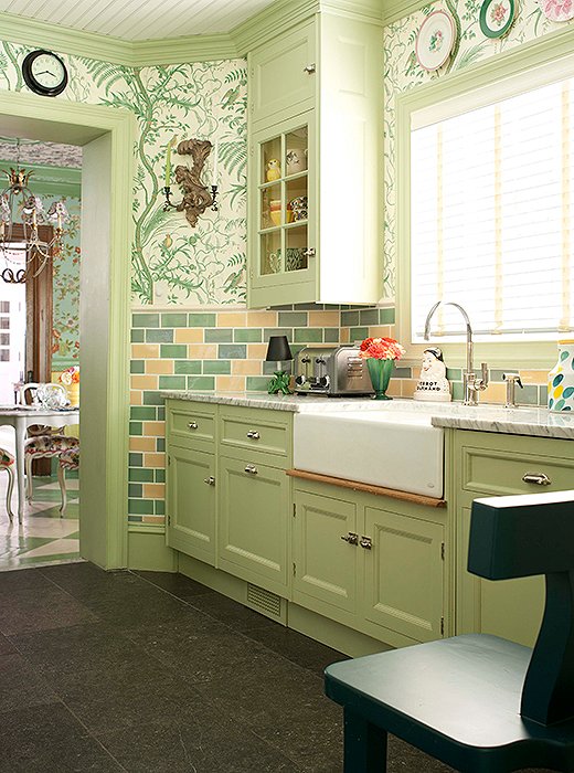 Designers Share Their Favorite Paint Colors for Green Kitchens 