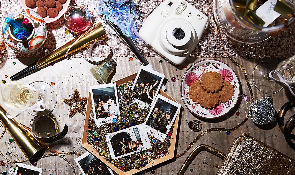 How to Host a Chic New Year's Eve Party