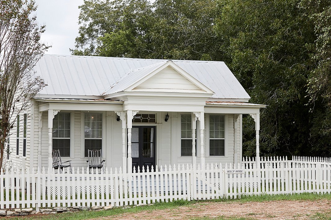 Holly House, the personal home of the property owners, was also designed by Tammy; it is occasionally available to rent for larger events. 
