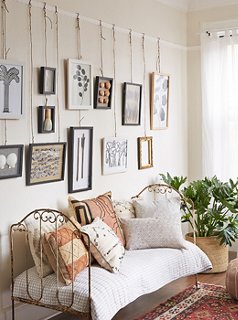 how to hang multiple pictures on wall