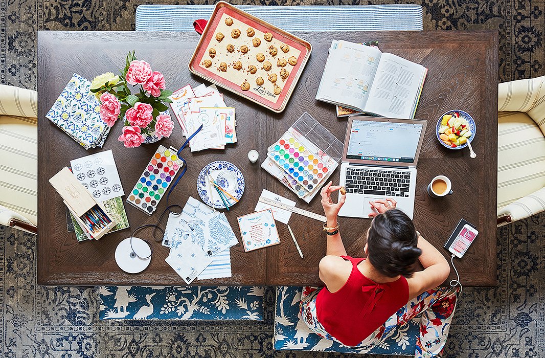 When it’s not set for supper, the table is where Stephanie brings her creative ideas to life. In between drafting designs for her pastry sheets, planning menus, and painting place cards, she keeps up to speed with emails and client requests. 
