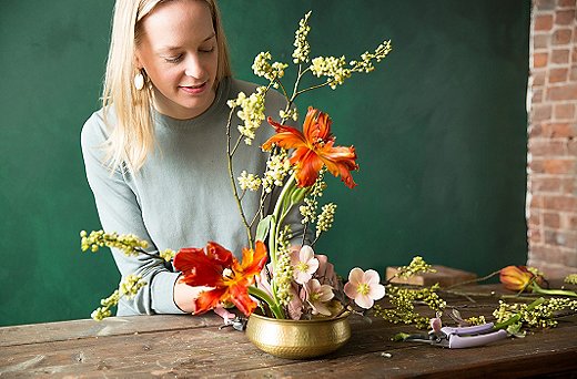 How To Use A Floral Frog In Your Flower Arrangements 