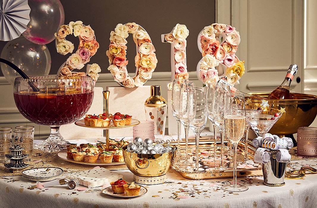 How to Host a Chic New Year's Eve Party