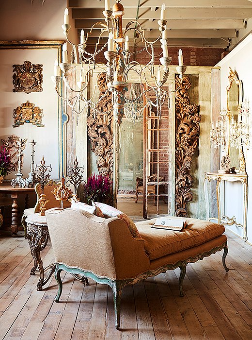 A graceful antique chaise anchors a vignette in Melissa’s L.A. showroom, where carved, gilded, and crystal-encrusted surfaces delight the eye at every turn.
