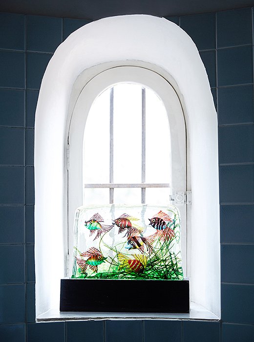 Peter collects aquarium-esque sculptures by Alfredo Barbini, a Venetian glass artist who worked in the 1940s and ’50s.
