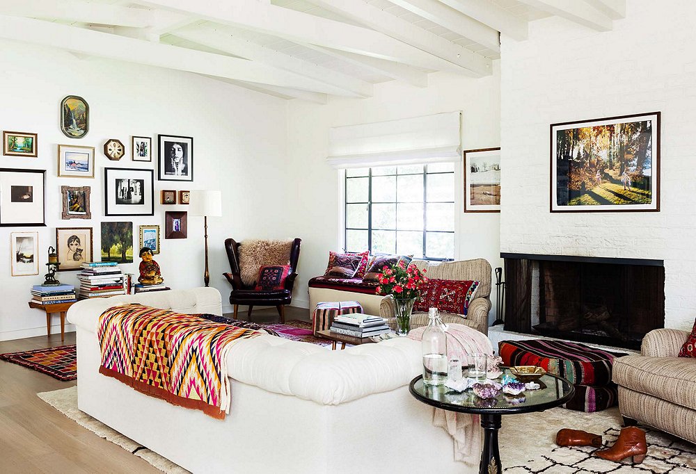 Fluffy Moroccan rugs add comfort as well as bohemian chic.
