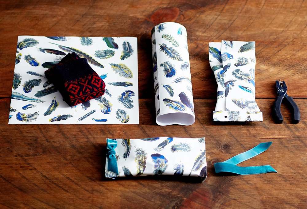 Easy Gift Wrapping Hack For Oddly Shaped Items