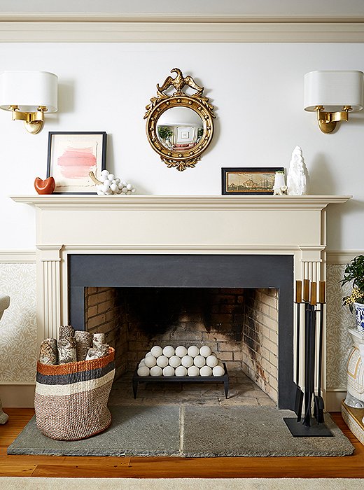 Keep things polished with a neat and tidy display, such as this pyramid of beautifully smooth stone spheres. Photo by Tony Vu
