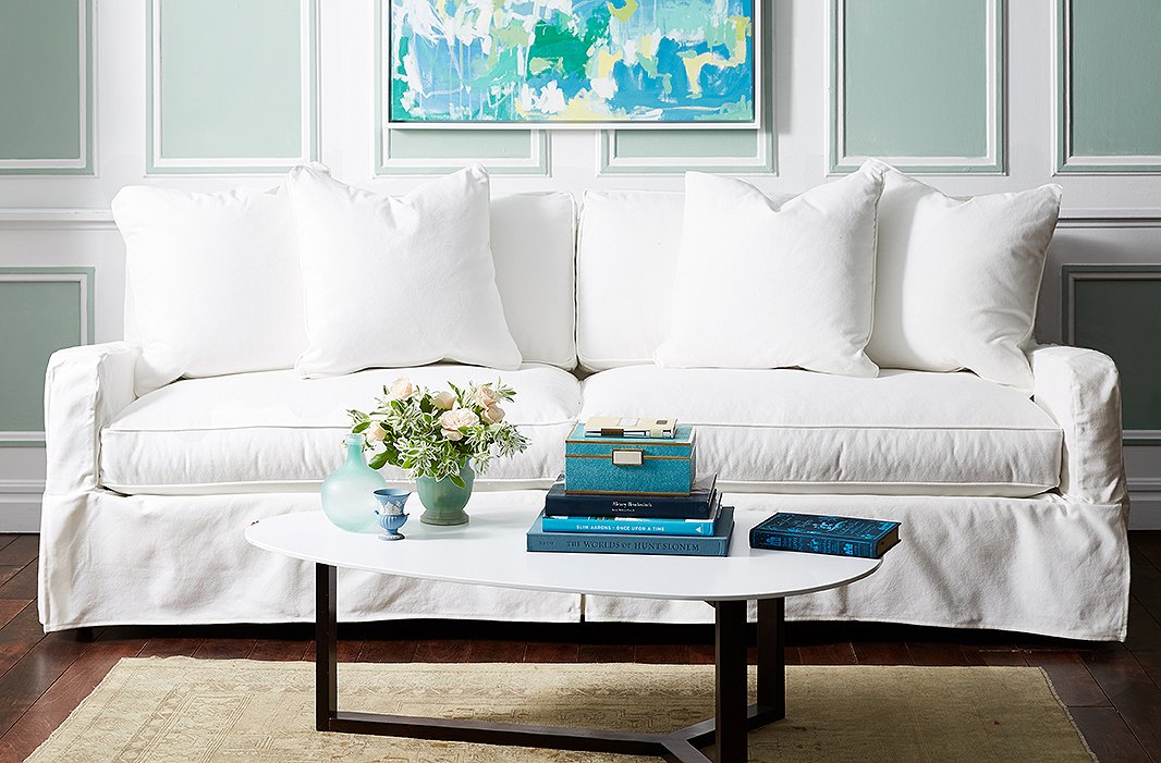 Your Guide To Styling Sofa Throw Pillows, Sofa With Pillows