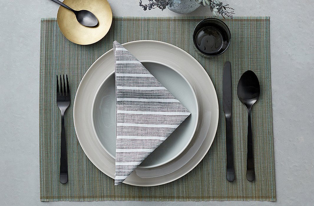 Four Ideas For Easy Stylish Table Settings