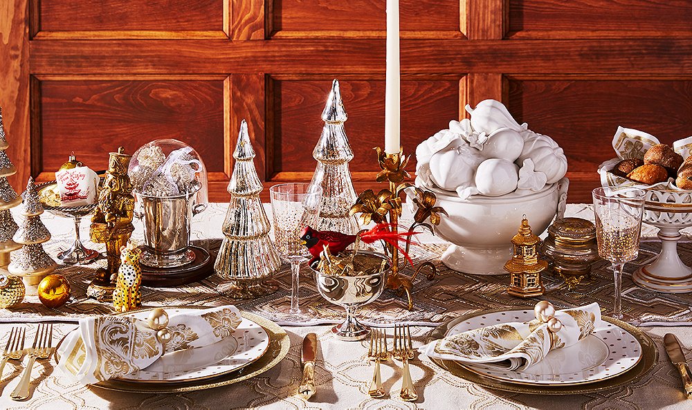 4 Festive Ways to Dress Your Holiday Table