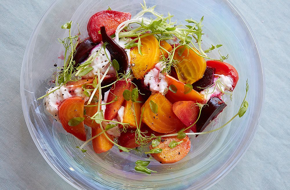 A Perfectly Refreshing Summer Beet Salad Recipe