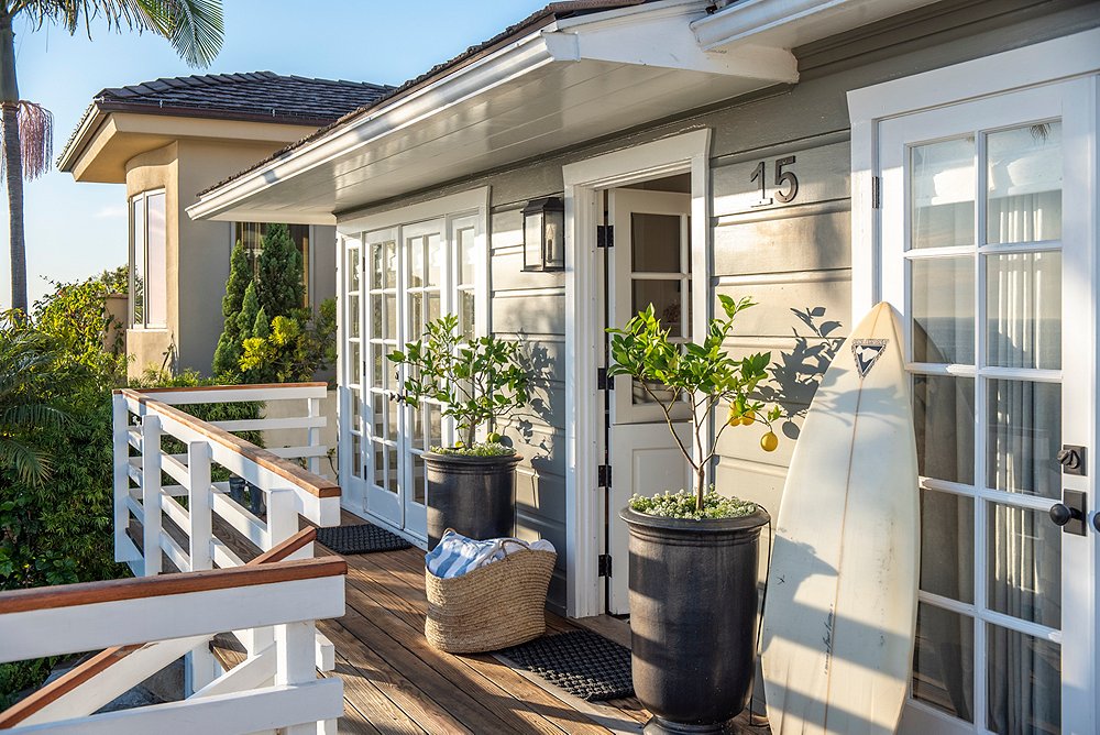 Inside a Sophisticated Beach Bungalow