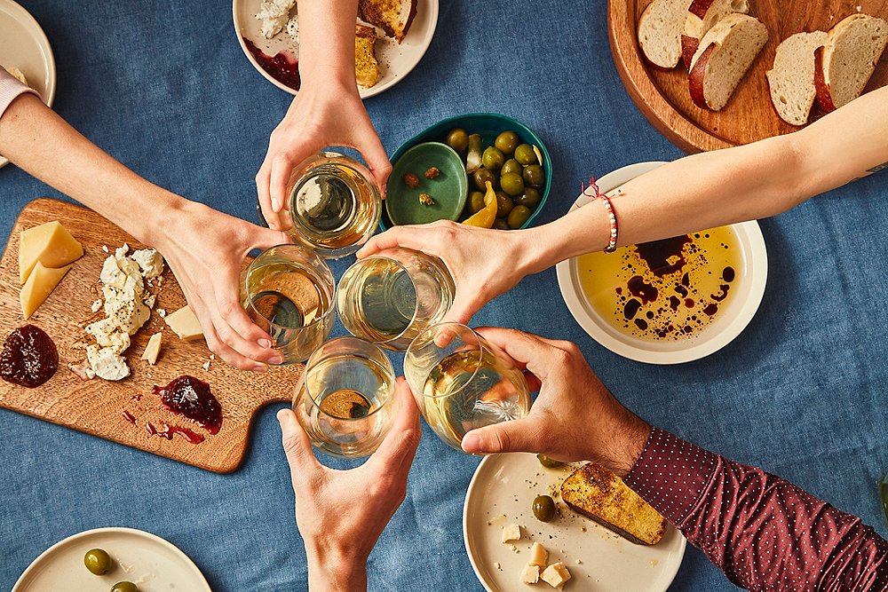 Tips for hosting a stress-free dinner party