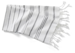 Come explore How to Decorate a Room Without Breaking the Bank: Low Cost Design Reminders. New Linen Striped Hand Towel, White/Slate Gray for a sophisticated look in the bath. #turkishtowel #stripedtowel #handtowel #bathroomdecor