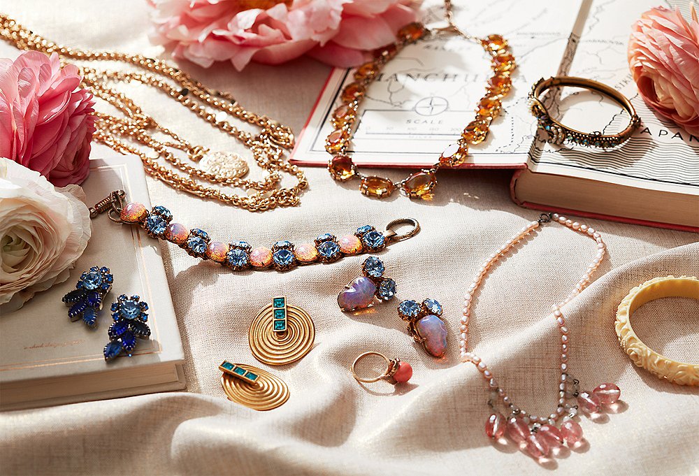 Our Vintage Jewelry Shopping Guide