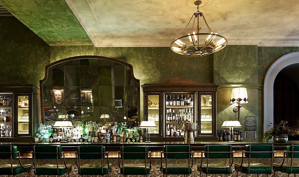 The 5 Cocktail Tools You Need, According to a Pro Bartender