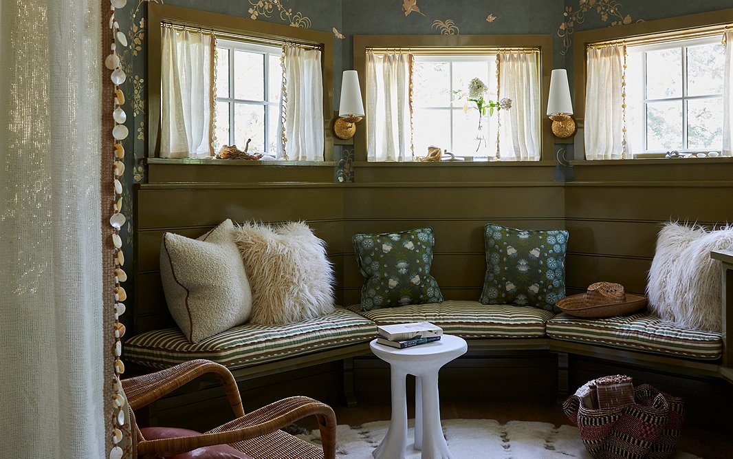 Katie Leede’s mudroom at the Galerie House of Art & Design. Photo by Genevieve Garruppo for Galerie.
