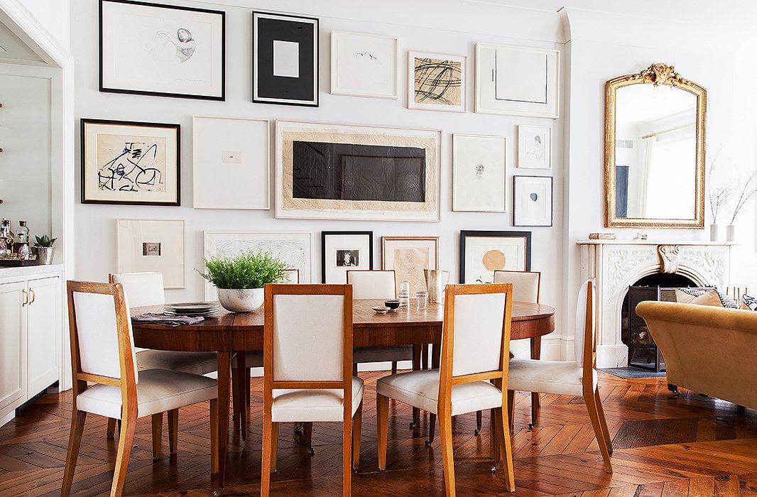 Alison swapped a piece of art for her best friend’s dining table, which perfectly complements her 1940s dining chairs.
