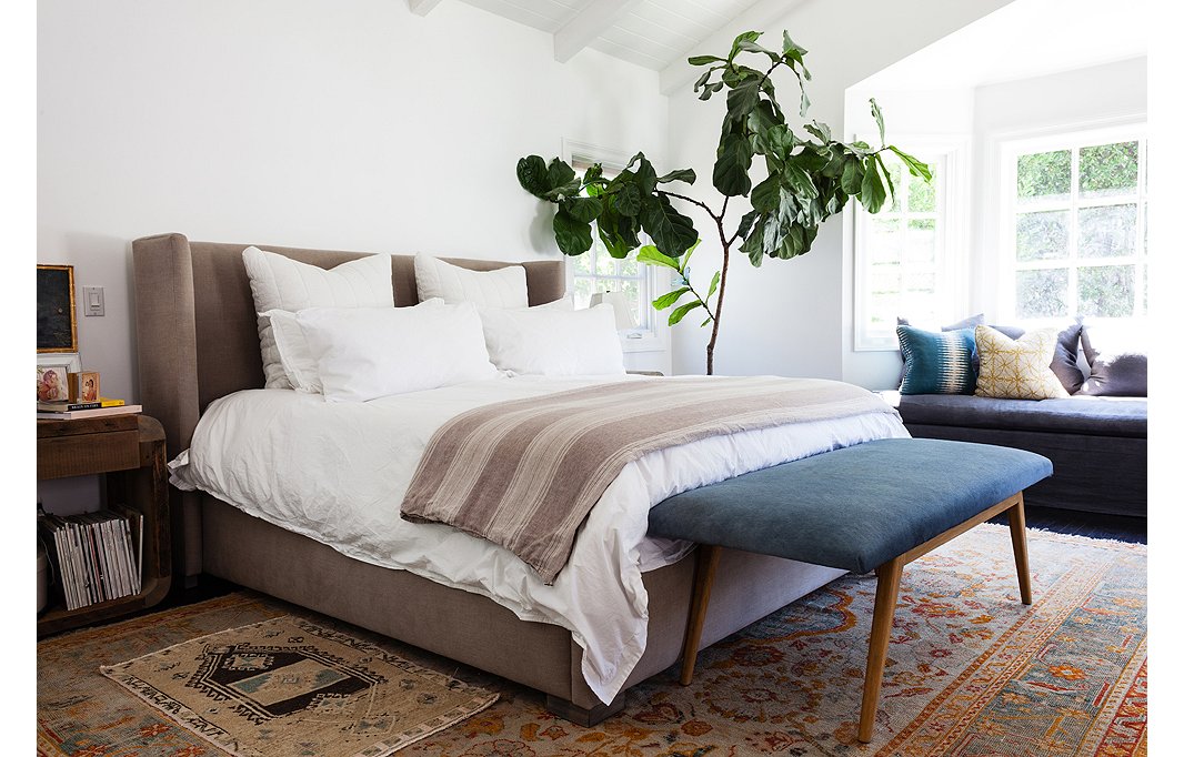 Neutral Master Bed: 10 Must-Try Ideas