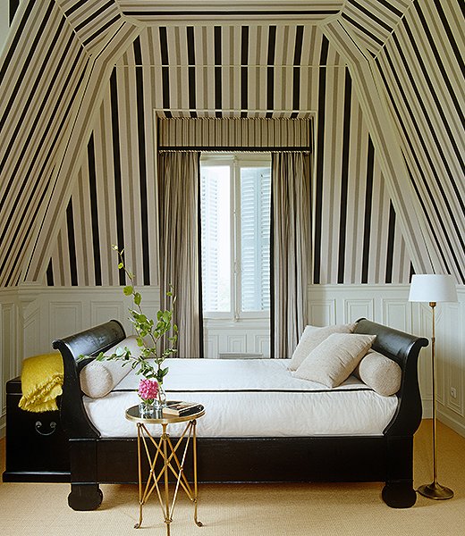 Decorating With A Daybed Your Essential Guide