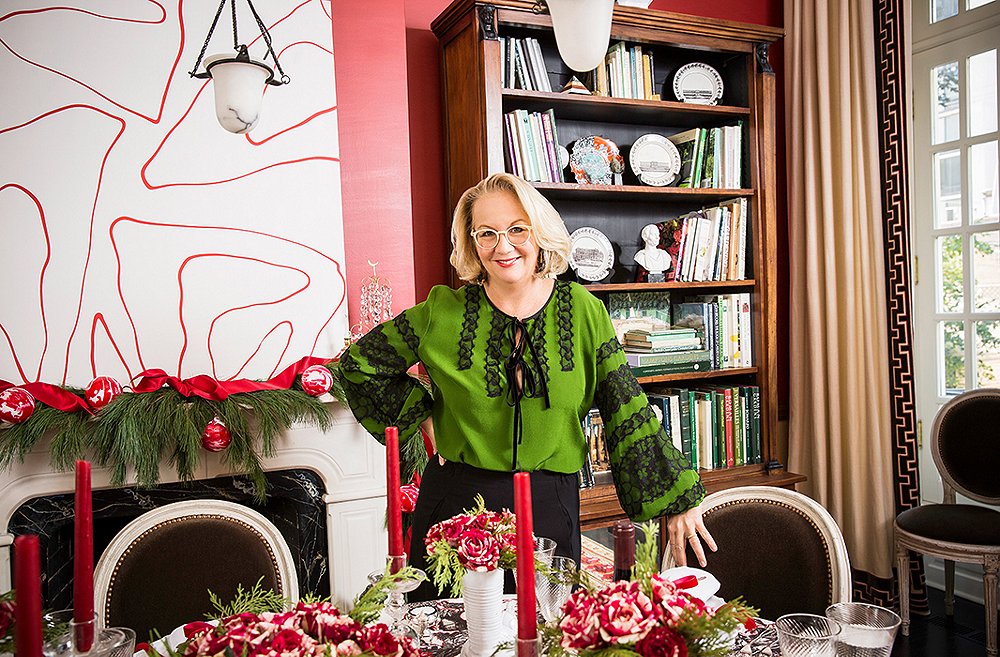 This Top Designer’s Holiday Hosting Tips Are the BEST