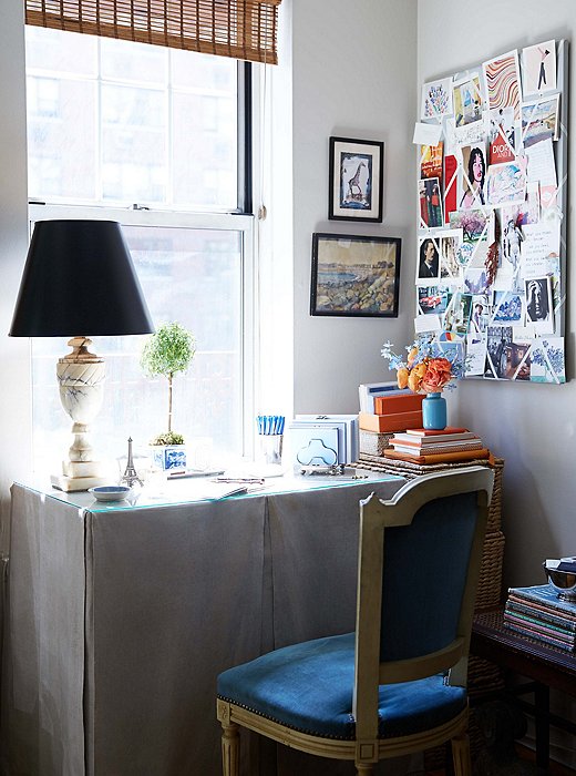 Heather’s home office setup feels somewhat reminiscent of Carrie Bradshaw’s in Sex and the City, which also overlooked the Upper East Side.
