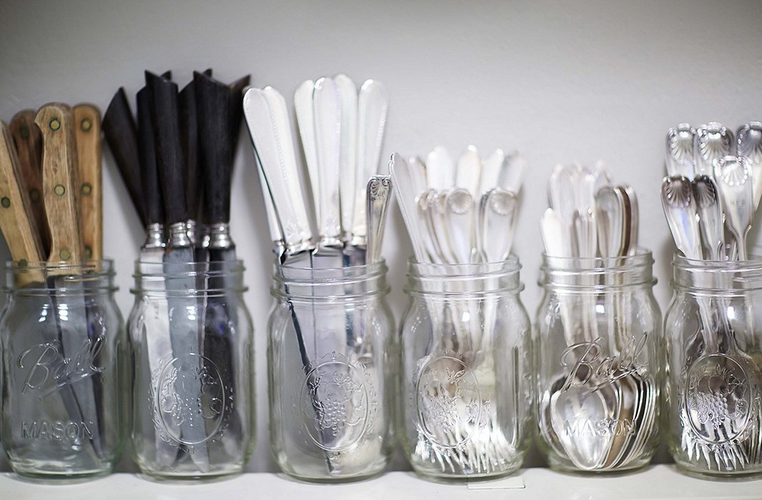 Heather’s collection of flatware includes antique silver pieces collected at the Paris brocantes.
