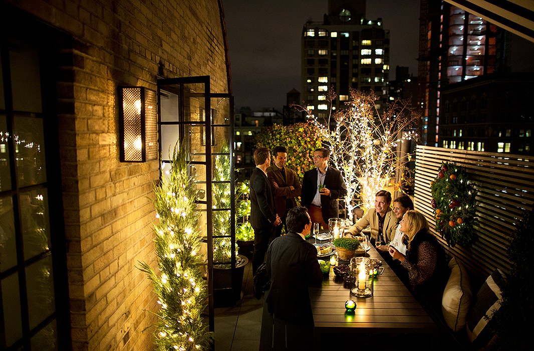 Parties wind up seamlessly transitioning out onto the dining area of the terrace, where guests linger long into the evening.
