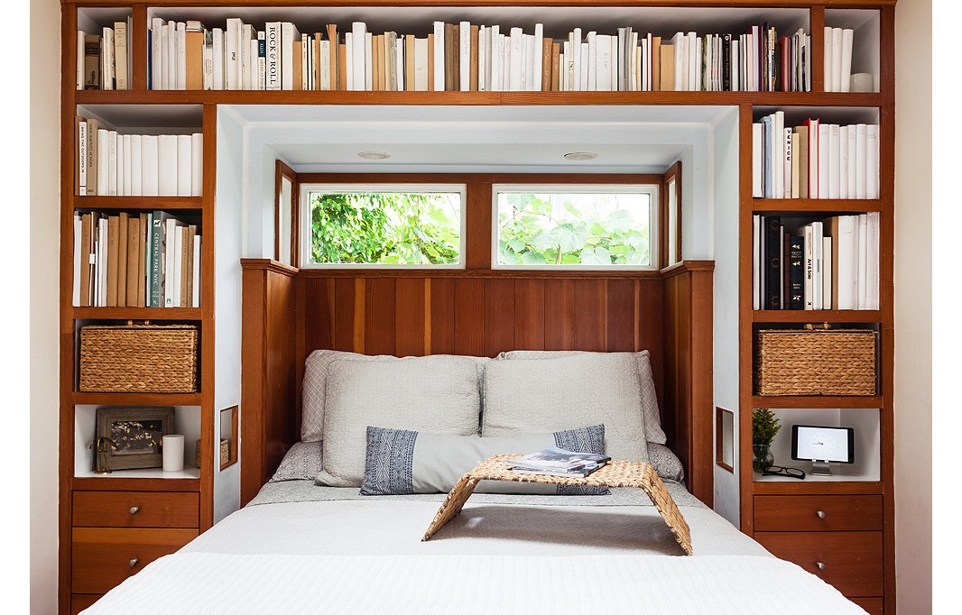 The built-in bookshelves in the bedroom were a huge selling point for Morris. If you look closely, you’ll spot cutouts between bed and nightstand that Morris calls genius for the easy access they give to a book or a glass of water.
