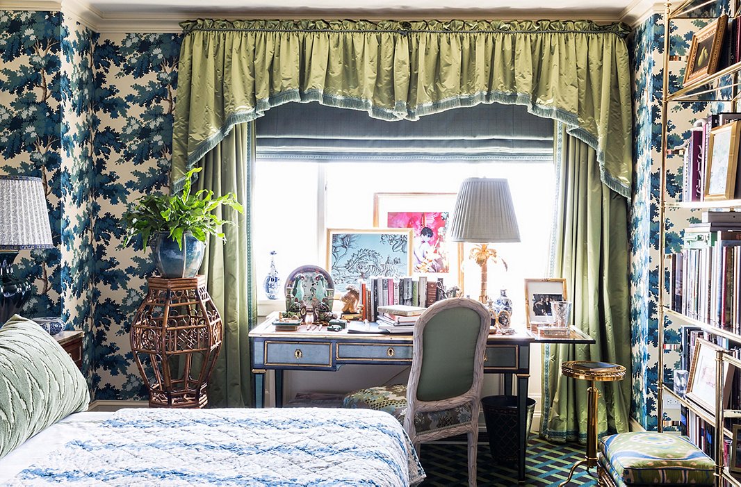 Topped with a potted plant, a bamboo stand helps bring the outdoors in. Photo by Lesley Unruh.
