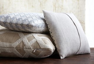 best fabric for throw pillows