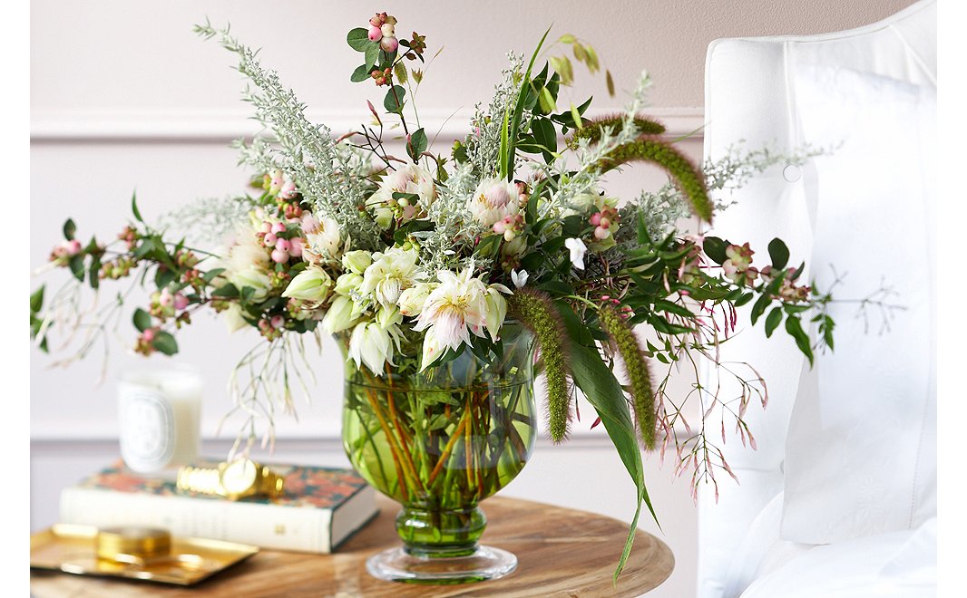 Four Foolproof Floral Arrangements One Kings Lane Our Style Blog Flowers make our lives more colorful filling up our daily routine with beauty and emotions. four foolproof floral arrangements
