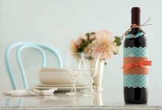 Decorating A Wine Bottle For A Gift Easy Craft Ideas