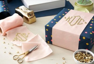 Gift Wrapping Tips