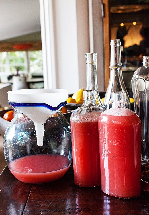 Lulu is gaga for special touches. One of her favorite things to do is set up freshly squeezed juices and infused simple syrups alongside the alcohol on the bar.
