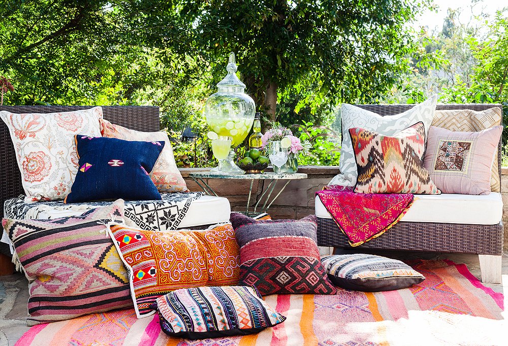 The Ultimate Guide To A Perfect Backyard Movie Night Today We Date