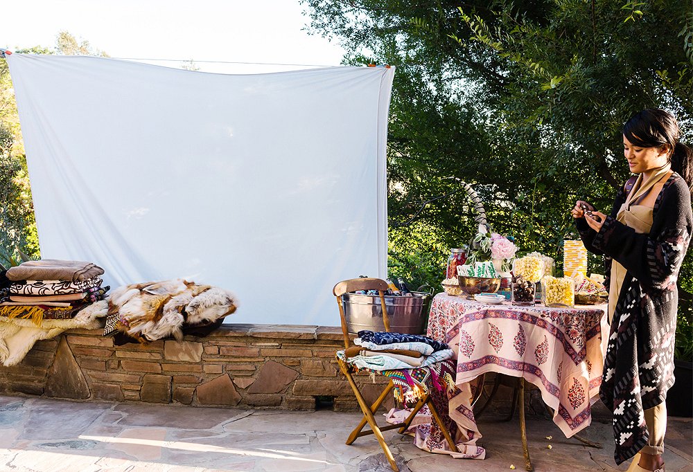 Cynthia Vincent S Outdoor Movie Night One Kings Lane